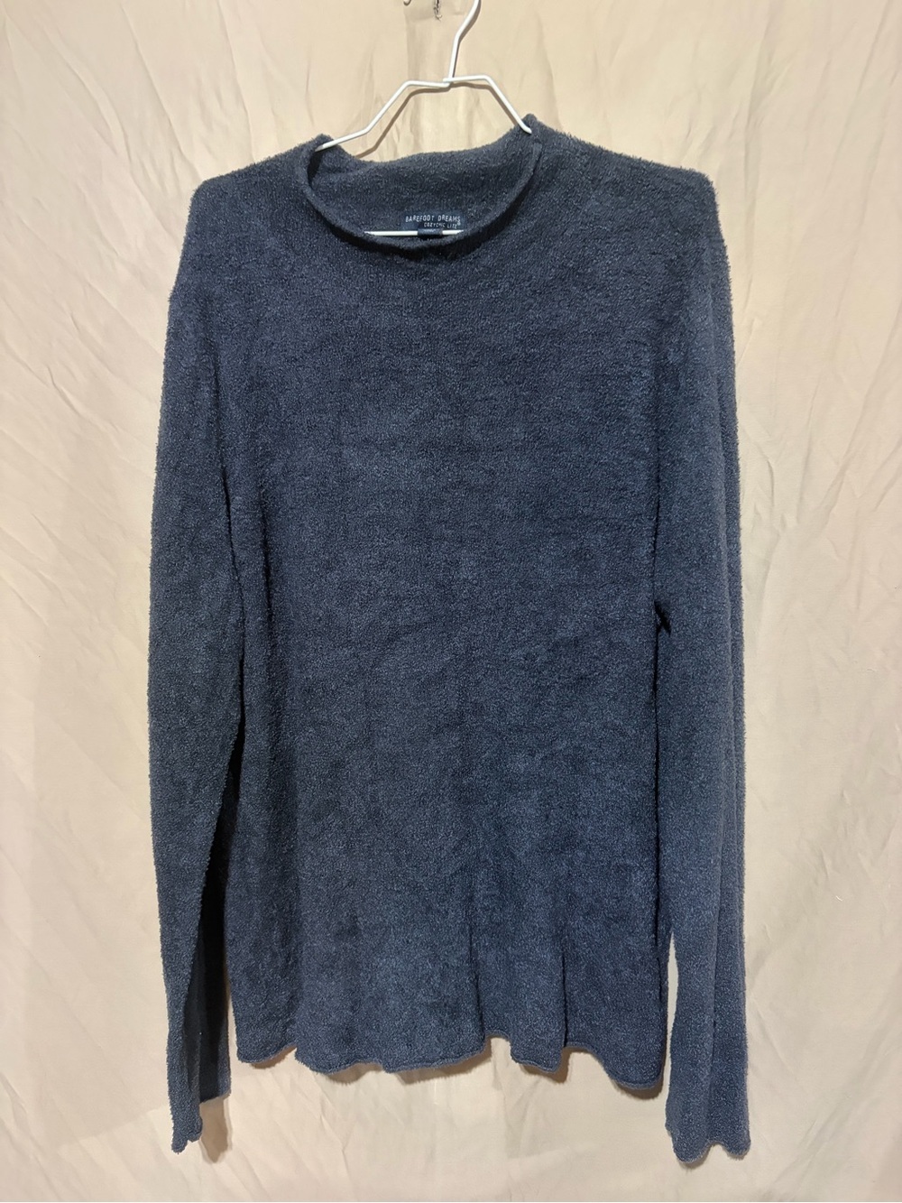Barefoot dreams sweatshirt
